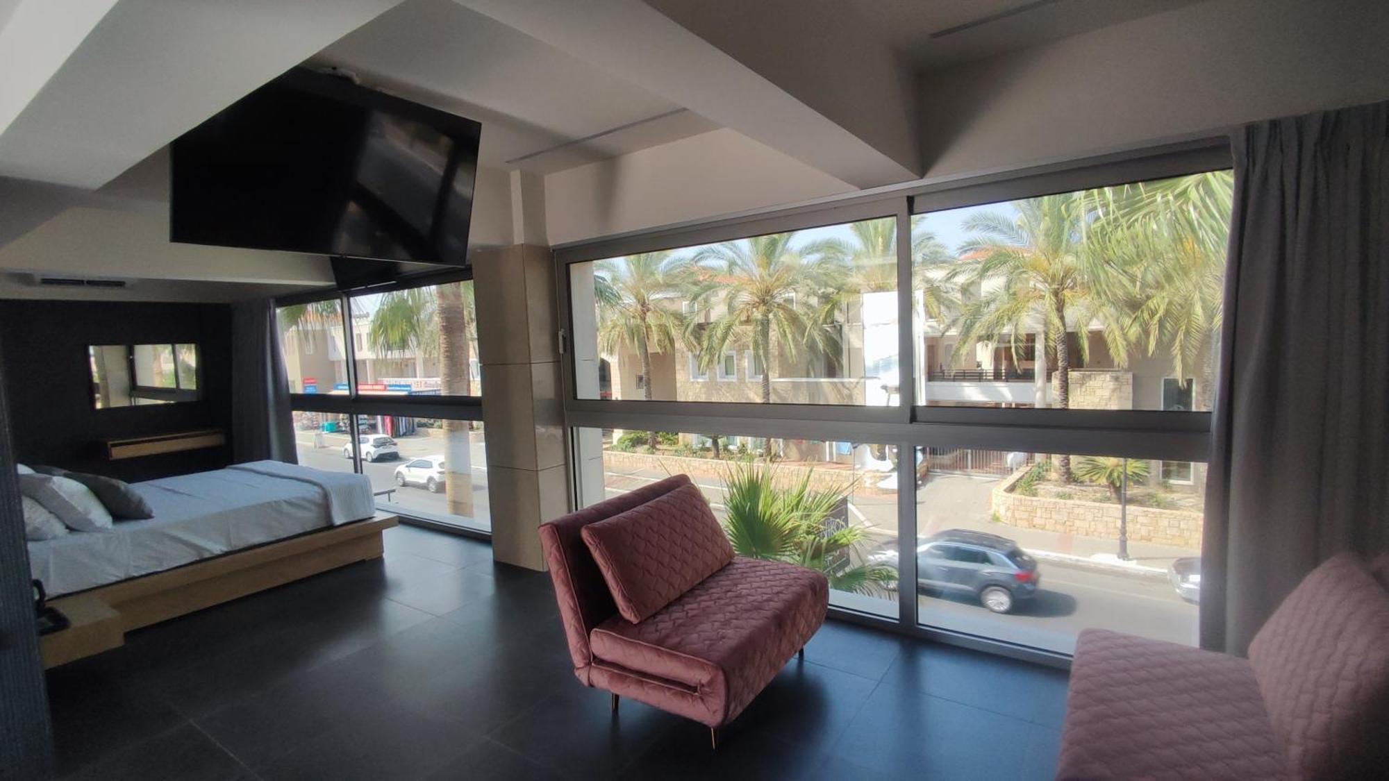 Summertime Signature Suites Agia Marina エクステリア 写真
