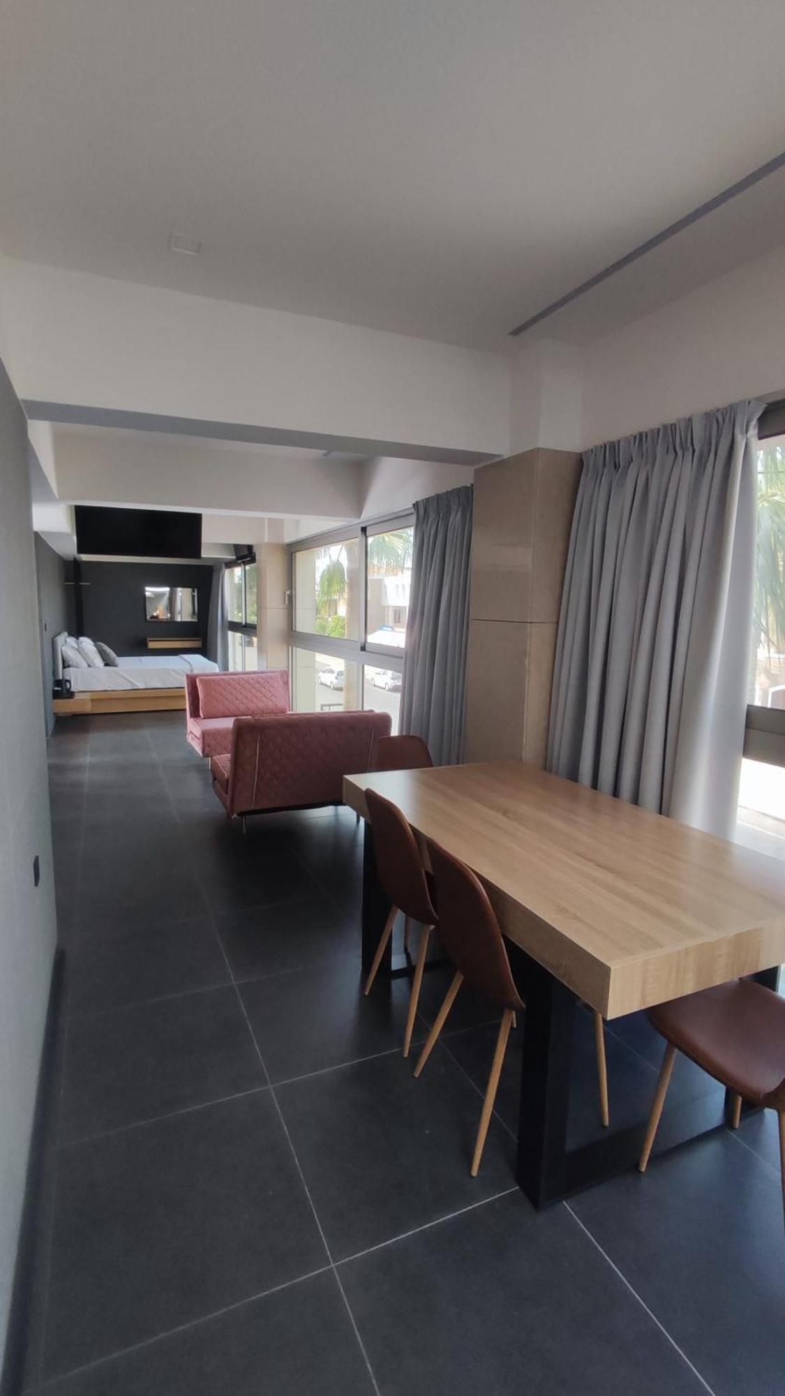 Summertime Signature Suites Agia Marina エクステリア 写真