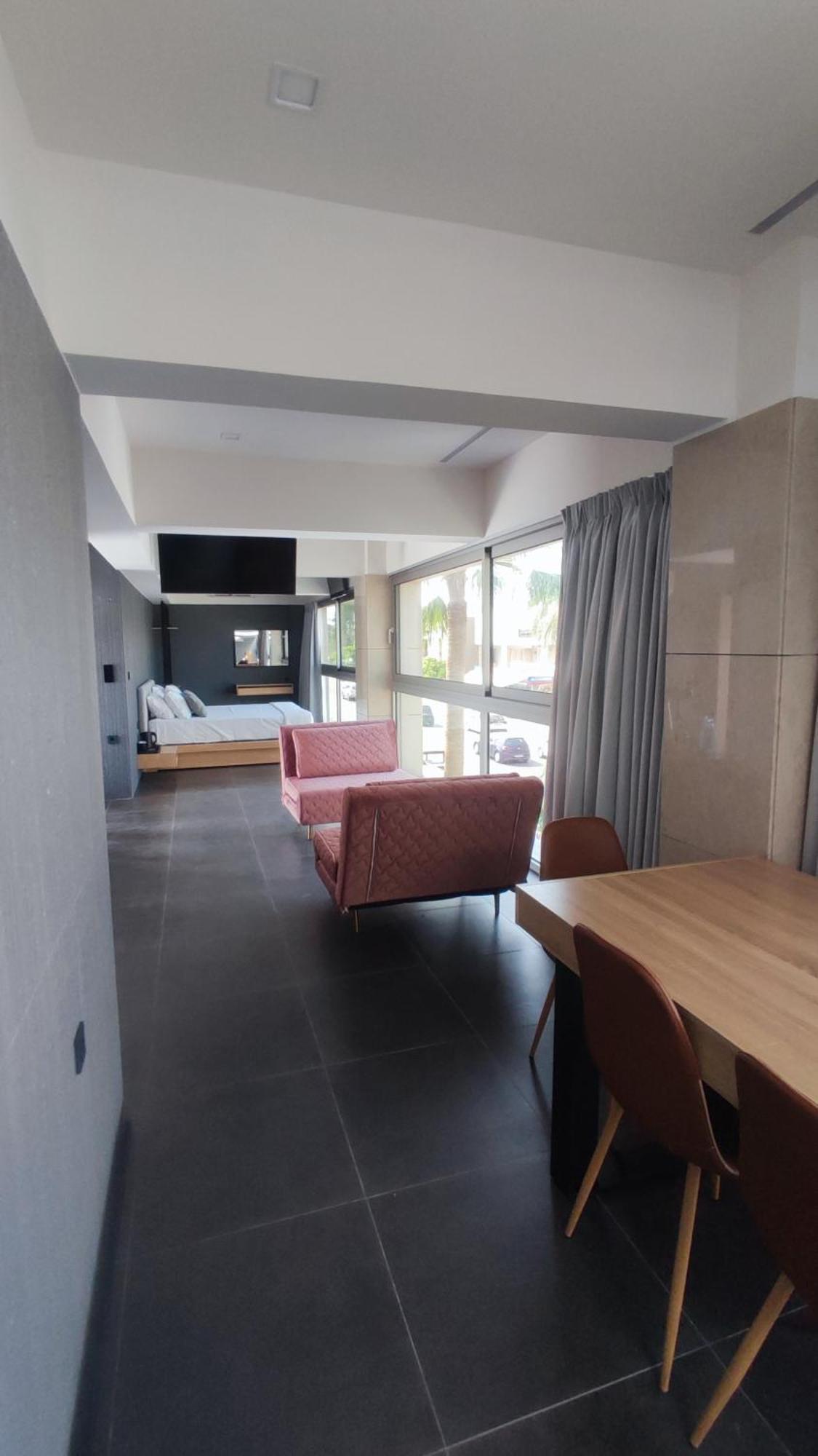 Summertime Signature Suites Agia Marina エクステリア 写真